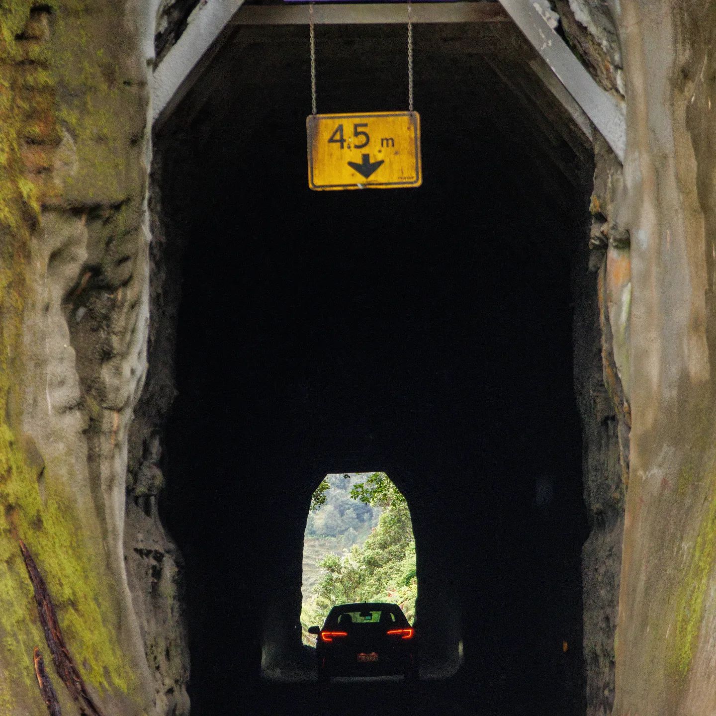 Moki Tunnel, forgotten world highway